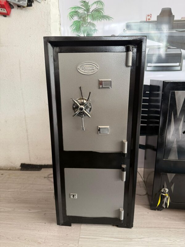 Çelik Para Kasası 105'LİK