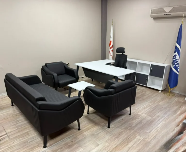 Akburo Maze Masa Takımı Trios Otuma Grubu İle Set - Ofis Mobilyaları