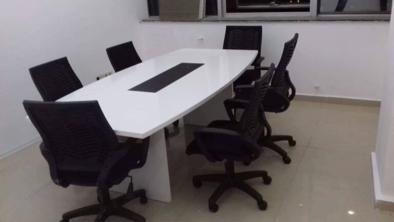 Kare Toplantı Masası 240cm - Ofis Mobilyaları