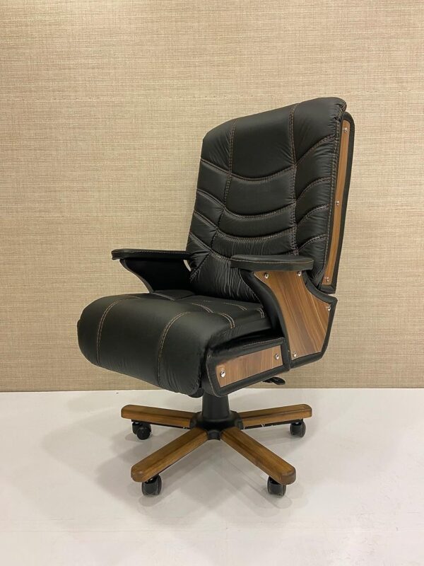 Akburo Tiger Derili Makam Koltuğu