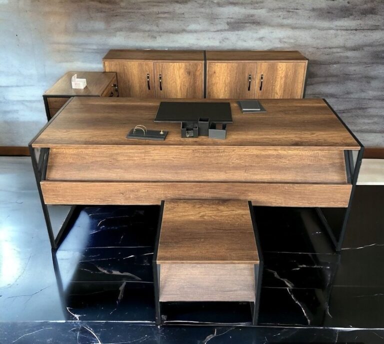 İnci Masa Takımı Koltuksuz - Ofis Mobilyaları