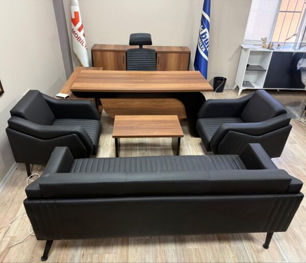 Akburo Riga Masa Takımı Trios Otuma Grubu İle Set