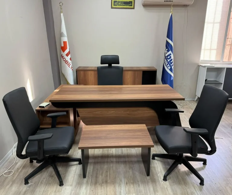 Akburo Riga Masa Takımı Petra Koltuk Takımı İle Set - Ofis Mobilyaları